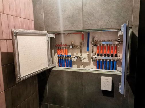 Люк под плитку Секрет 3.0, 2 створки 1250*850 Люк под плитку Секрет 3.0, 2 створки 1250*850