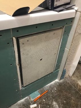 Люк под плитку Нажимной Секрет-Лайт 2 створки 800*750 Люк под плитку Нажимной Секрет-Лайт 2 створки 800*750